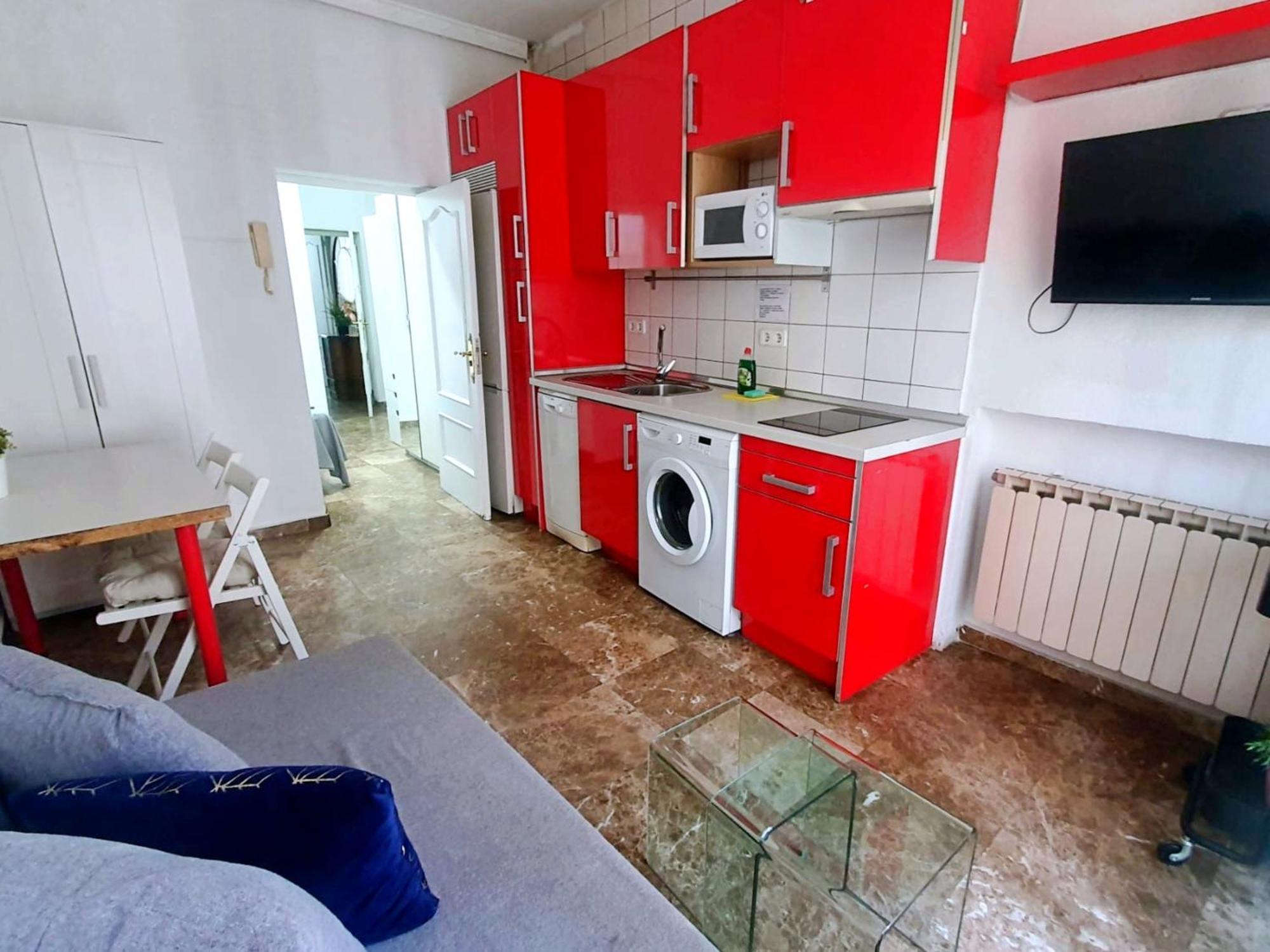 Apartamentos Econostay Fuencarral 马德里 外观 照片